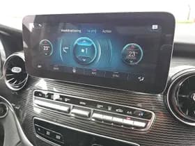 Mercedes-Benz Eqv thumbnail 9