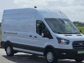 Ford E-Transit thumbnail 4
