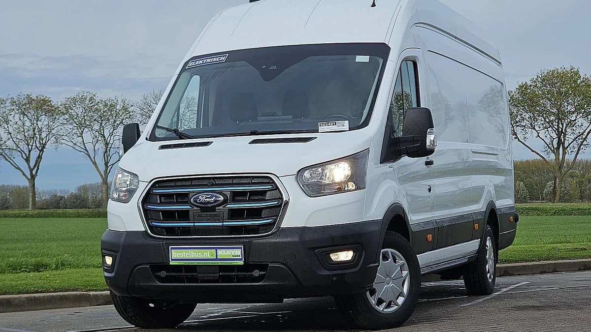 Ford E-Transit — foto 1