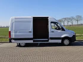 Mercedes-Benz Sprinter thumbnail 13