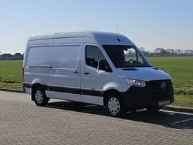 Mercedes-Benz Sprinter thumbnail 4