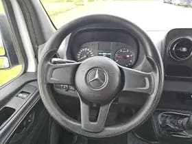 Mercedes-Benz Sprinter thumbnail 10