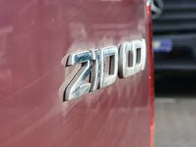 Mercedes-Benz 200 thumbnail 17