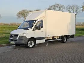 Mercedes-Benz Sprinter thumbnail 2