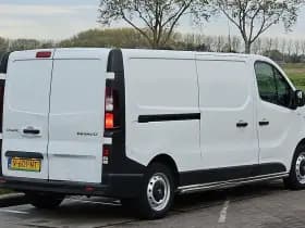 Renault Trafic thumbnail 3