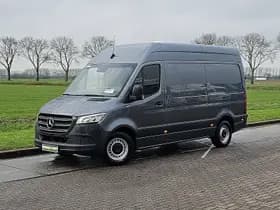 Mercedes-Benz Sprinter thumbnail 2