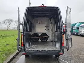 Mercedes-Benz Sprinter thumbnail 14