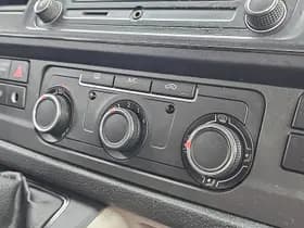 Volkswagen Transporter thumbnail 9