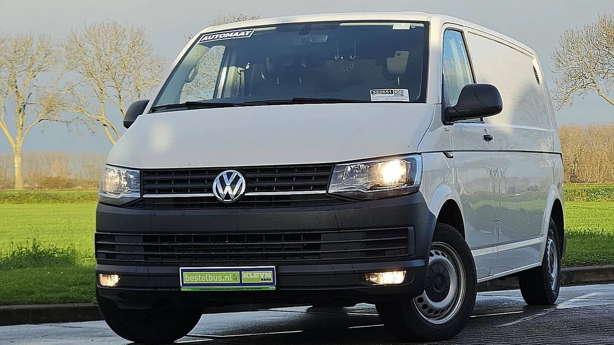 Volkswagen Transporter — foto 1
