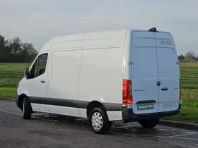 Mercedes-Benz Sprinter thumbnail 5