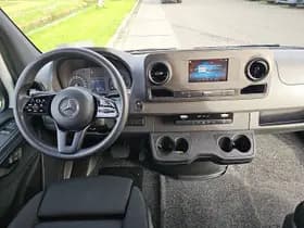 Mercedes-Benz Sprinter thumbnail 7