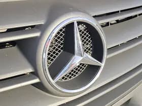 Mercedes-Benz Sprinter thumbnail 15