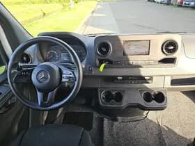 Mercedes-Benz Sprinter thumbnail 7