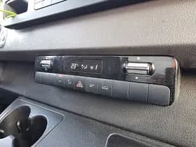Mercedes-Benz Sprinter thumbnail 9