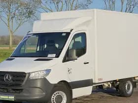 Mercedes-Benz Sprinter thumbnail 2