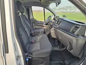 Ford Transit thumbnail 6