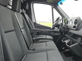 Mercedes-Benz Sprinter thumbnail 6