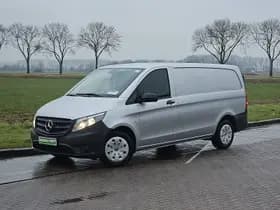 Mercedes-Benz Vito thumbnail 2
