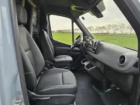 Mercedes-Benz Sprinter thumbnail 6