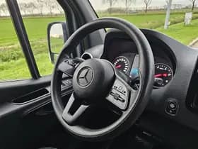 Mercedes-Benz Sprinter thumbnail 9