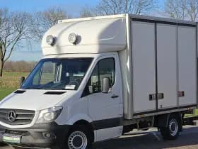 Mercedes-Benz Sprinter thumbnail 2
