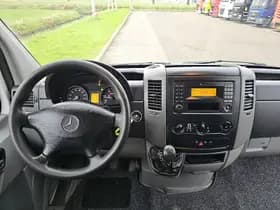 Mercedes-Benz Sprinter thumbnail 7