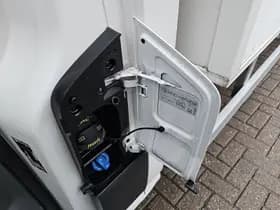 Volkswagen Crafter thumbnail 16