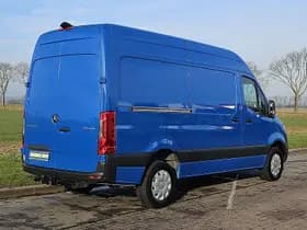 Mercedes-Benz Sprinter thumbnail 3