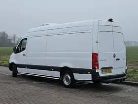 Mercedes-Benz Sprinter thumbnail 5