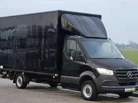 Mercedes-Benz Sprinter thumbnail 4