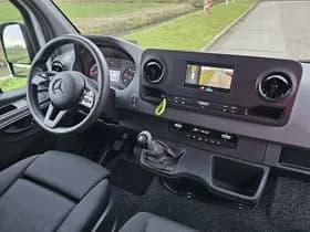 Mercedes-Benz Sprinter thumbnail 7