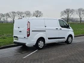 Ford Transit thumbnail 3