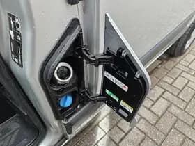 Ford Transit thumbnail 15