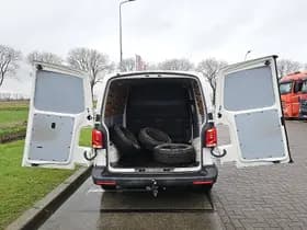 Volkswagen Transporter thumbnail 12