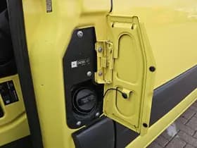 Mercedes-Benz Sprinter thumbnail 17