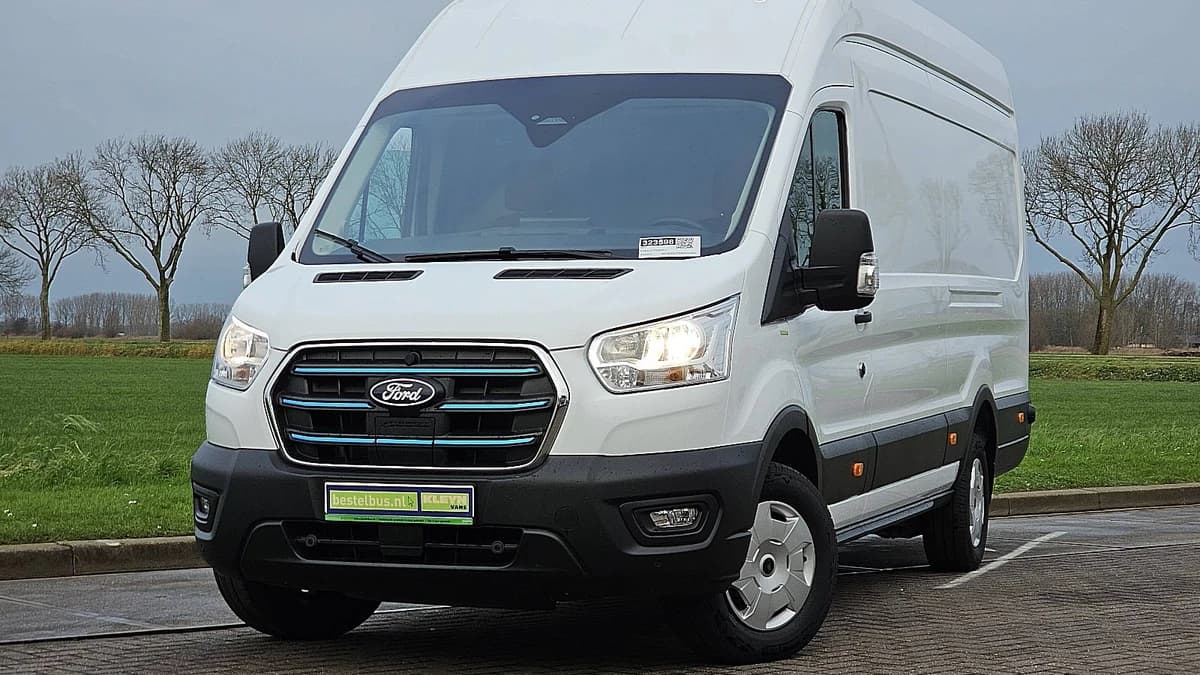 Ford E-Transit — foto 1