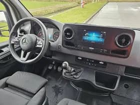 Mercedes-Benz Sprinter thumbnail 7
