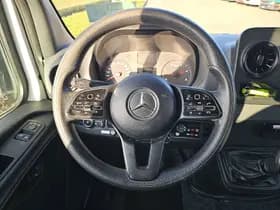 Mercedes-Benz Sprinter thumbnail 11