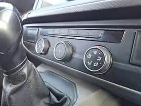 Volkswagen Transporter thumbnail 9