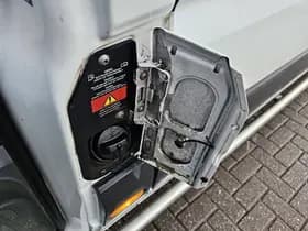 Mercedes-Benz Sprinter thumbnail 12