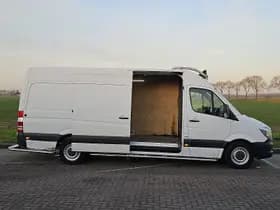 Mercedes-Benz Sprinter thumbnail 13