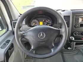 Mercedes-Benz Sprinter thumbnail 10