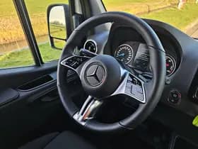Mercedes-Benz Esprinter thumbnail 8