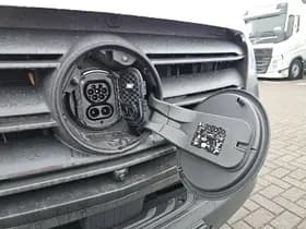 Mercedes-Benz eSprinter thumbnail 23