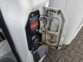 Mercedes-Benz Sprinter thumbnail 13