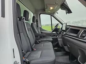 Ford E-Transit thumbnail 6
