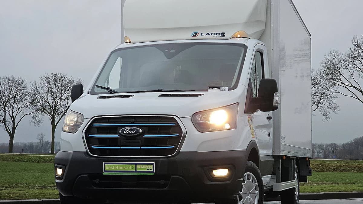 Ford E-Transit — foto 1