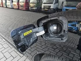 Opel Vivaro thumbnail 21