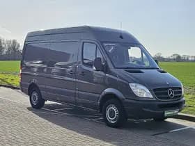Mercedes-Benz Sprinter thumbnail 4