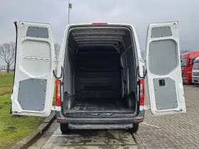 Mercedes-Benz Sprinter thumbnail 12